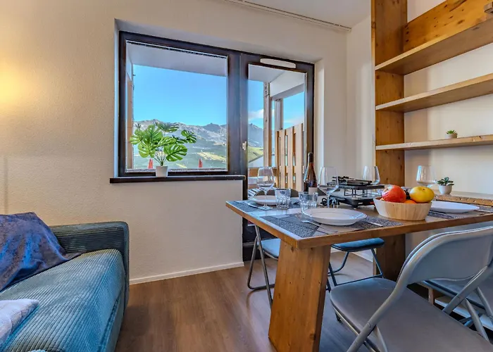 Cozy Ski-in Ski-out Steps From Lifts & Dining - Olympiades Daire